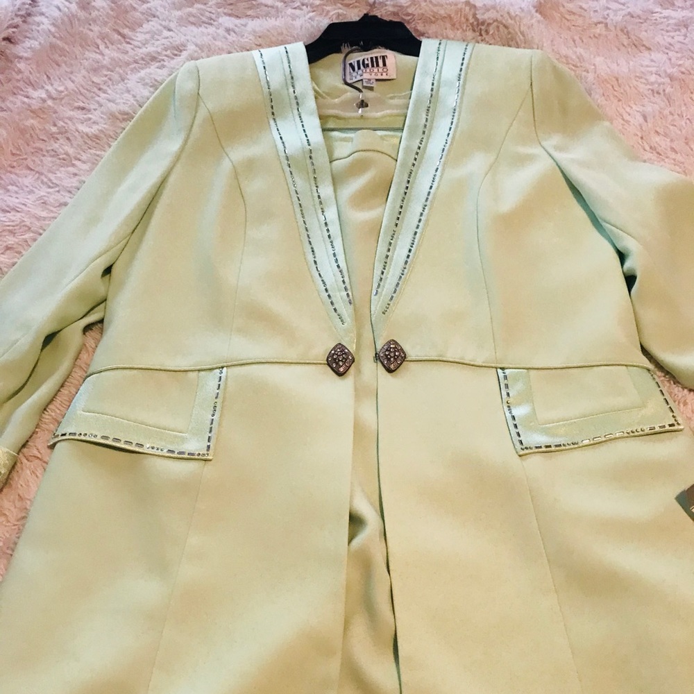 Ladies DressSuit